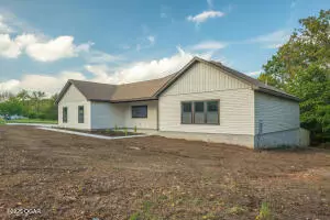 Anderson, MO 64831,17 Builders LN