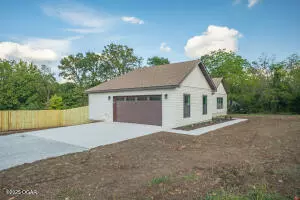 Anderson, MO 64831,17 Builders LN