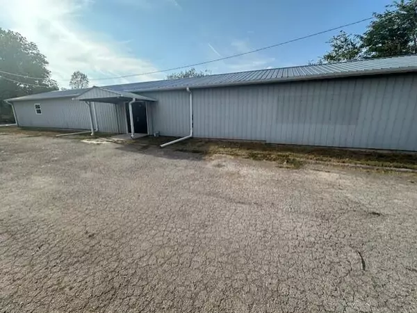 4359 Us Highway 160, West Plains, MO 65775