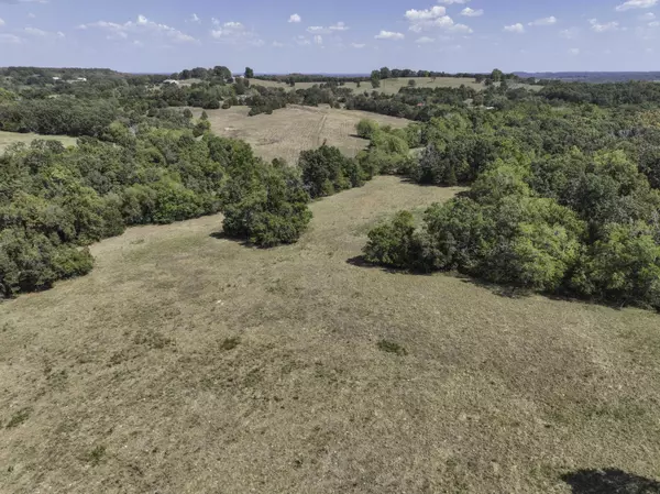 Ava, MO 65608,1307 Route Af