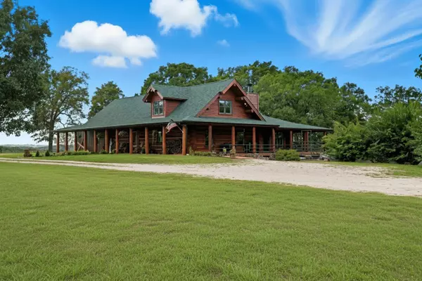 2024 Dogwood Tree Road, Reeds Spring, MO 65737