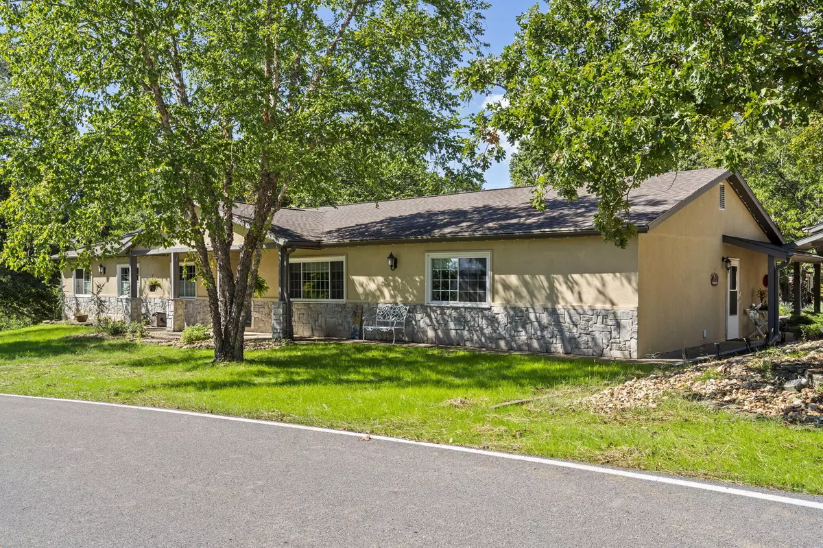 Galena, MO 65656,2853 Pioneer Point RD