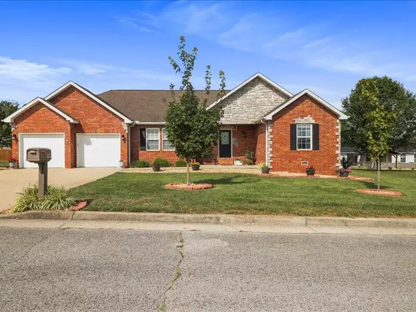 West Plains, MO 65775,2321 Alley Springs DR