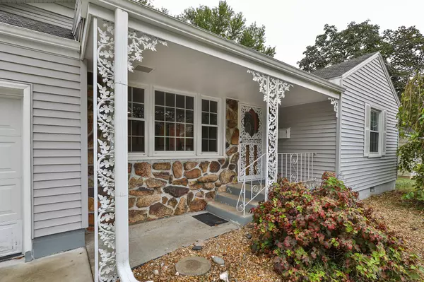 Springfield, MO 65802,952 S Oak Grove AVE