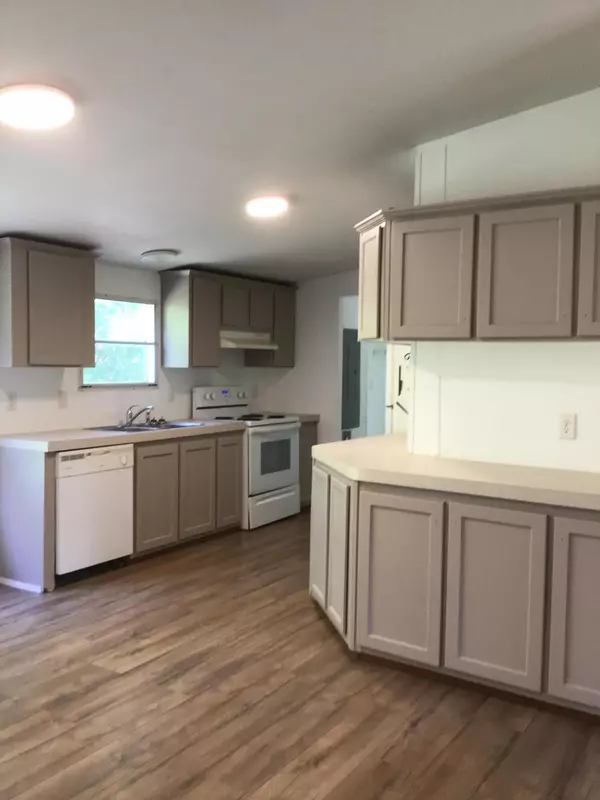 Seligman, MO 65745,140 Black Oak RD