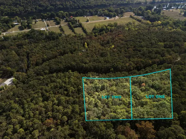 000 Dwelle RD, Norfork, AR 72658