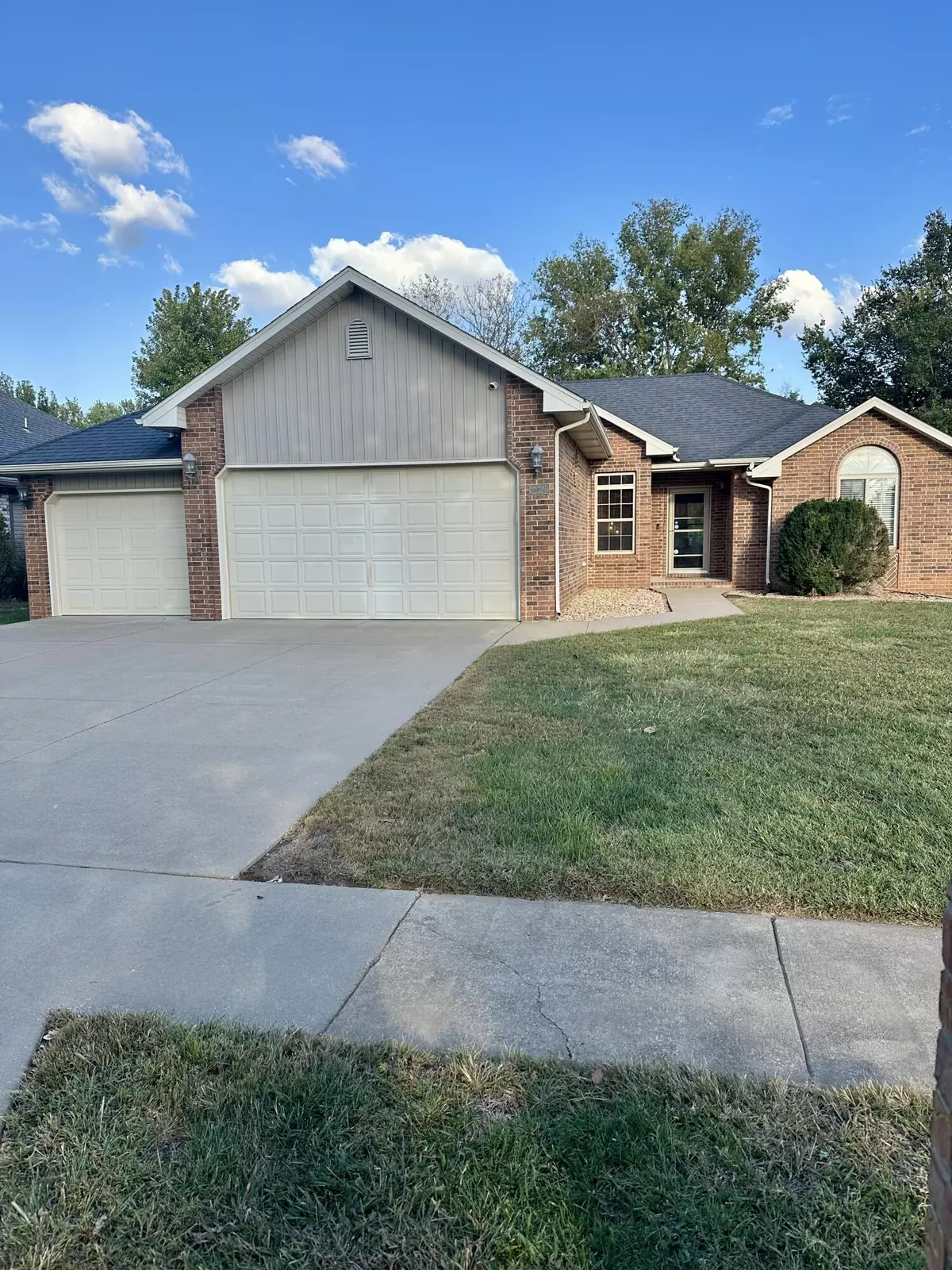 Springfield, MO 65807,2616 S Jonathan AVE