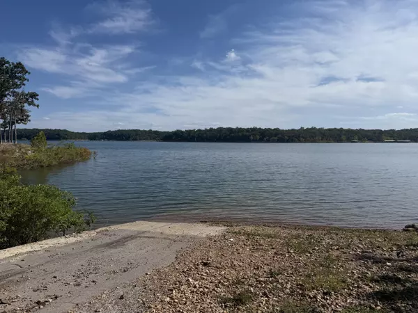 Shell Knob, MO 65747,577 S Heatherwood RD