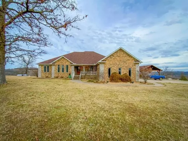4086 W 14 Highway, Omaha, MO 72662