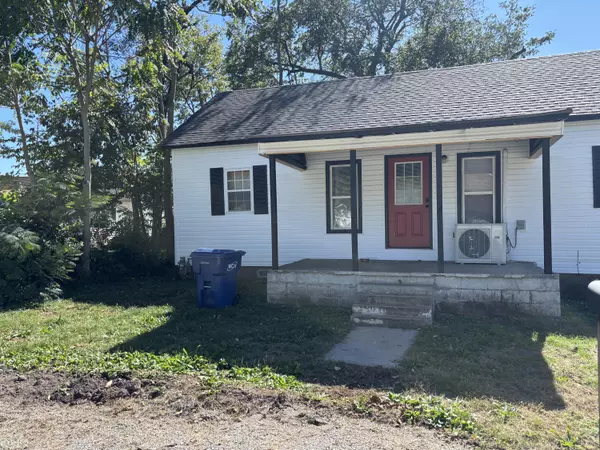 Baxter Springs, KS 66713,421 W 6th ST