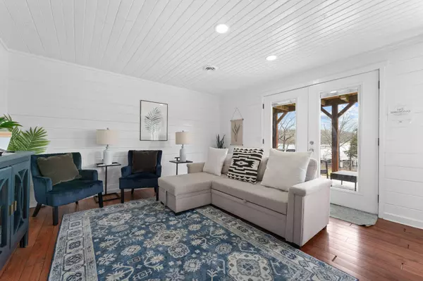 Kimberling City, MO 65686,Address not disclosed