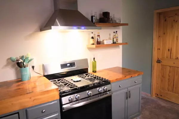 Walnut Grove, MO 65770,779 E 550th RD