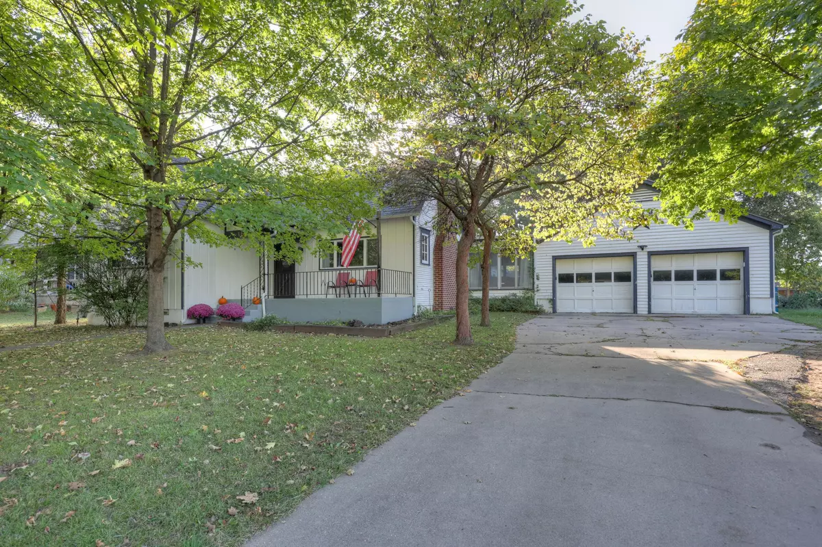 Carthage, MO 64836,1615 Forest ST