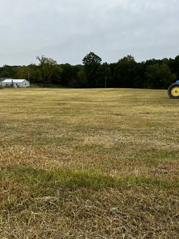 Tract 3-R2 Oldfield RD, Oldfield, MO 65720