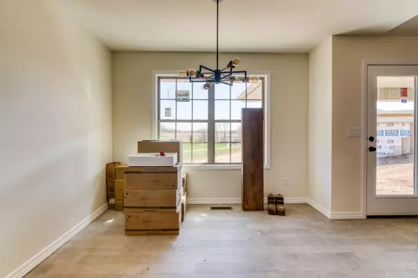 Nixa, MO 65714,919 S Silverwood LN