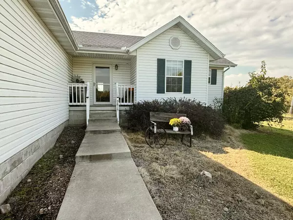 Carthage, MO 64836,9815 County Lane 190