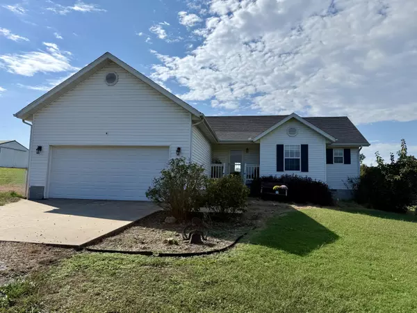9815 County Lane 190, Carthage, MO 64836