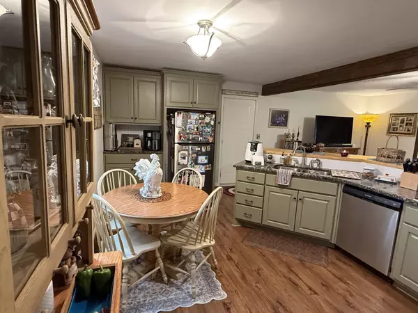 Plato, MO 65552,14462 Worth LN