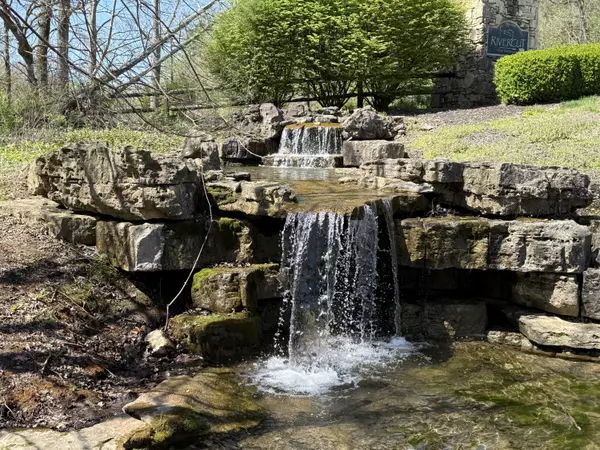 Springfield, MO 65810,2801 W Oxbow LN