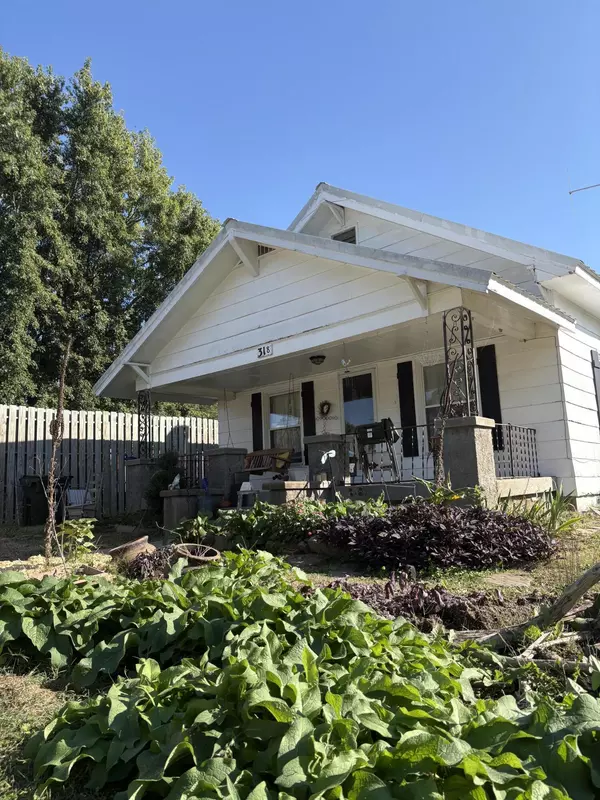 Wheaton, MO 64874,318 E Carnes ST