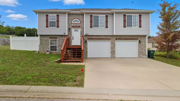 16185 Hershey RD, St. Robert, MO 65584