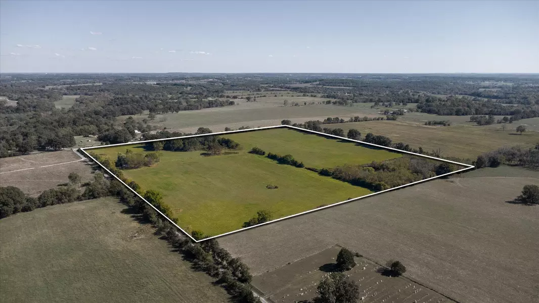 000 S 420th RD, Halfway, MO 65663