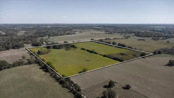 000 S 420th RD, Halfway, MO 65663