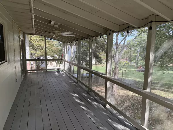 Mammoth Spring, AR 72554,34 Peggy AVE