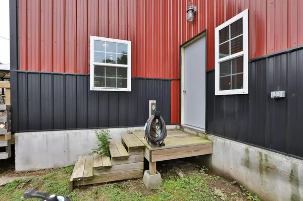 Humansville, MO 65674,203 N Jefferson ST