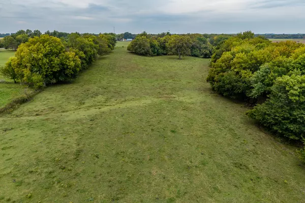 Carl Junction, MO 64834,002 Locust RD