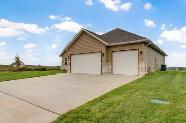 Republic, MO 65738,1429 N Collins DR