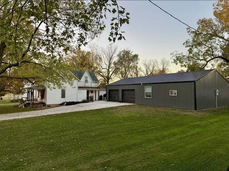 115 W 2nd ST, Freistatt, MO 65654