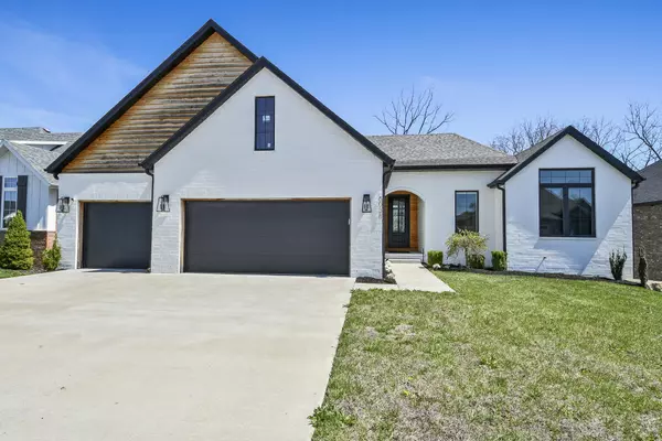 6038 S Maryland AVE, Springfield, MO 65810