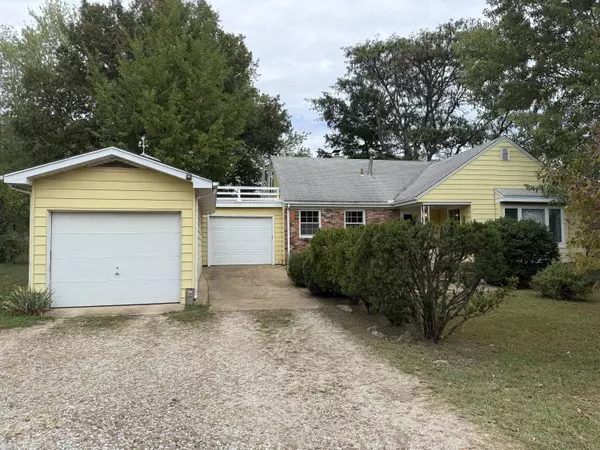 Mountain View, MO 65548,8351 Us Highway 60