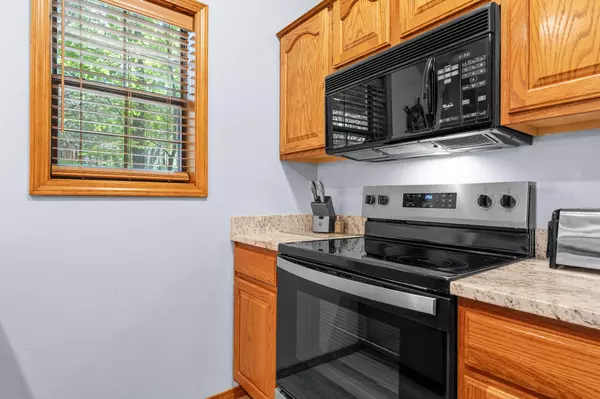 Branson, MO 65616,100 Village TRL #4