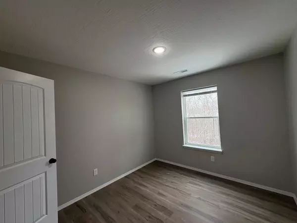 Nixa, MO 65714,1383 N Maxine AVE