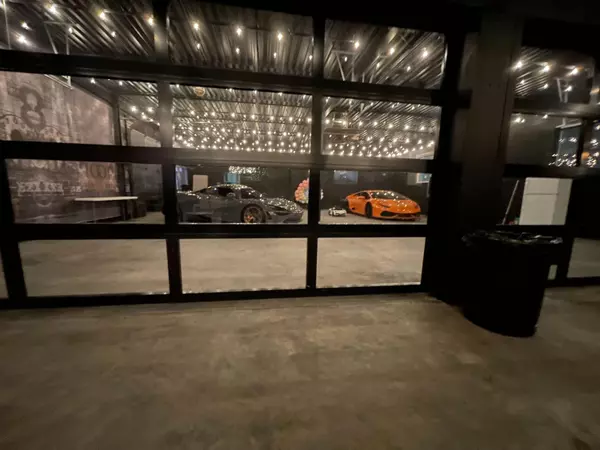 Joplin, MO 64801,231 N Main ST #1