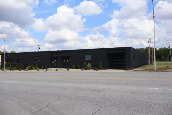 Joplin, MO 64801,231 N Main ST #1