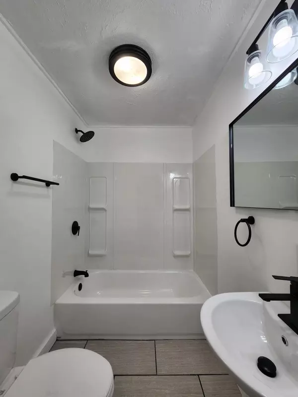 Aurora, MO 65605,506 S Griffith AVE