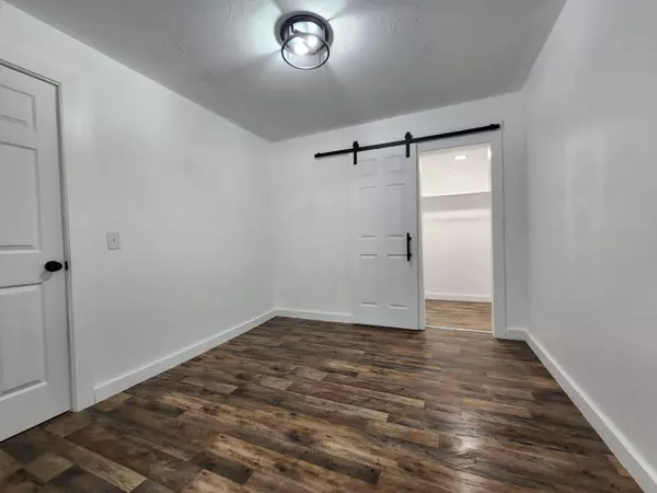 Aurora, MO 65605,506 S Griffith AVE