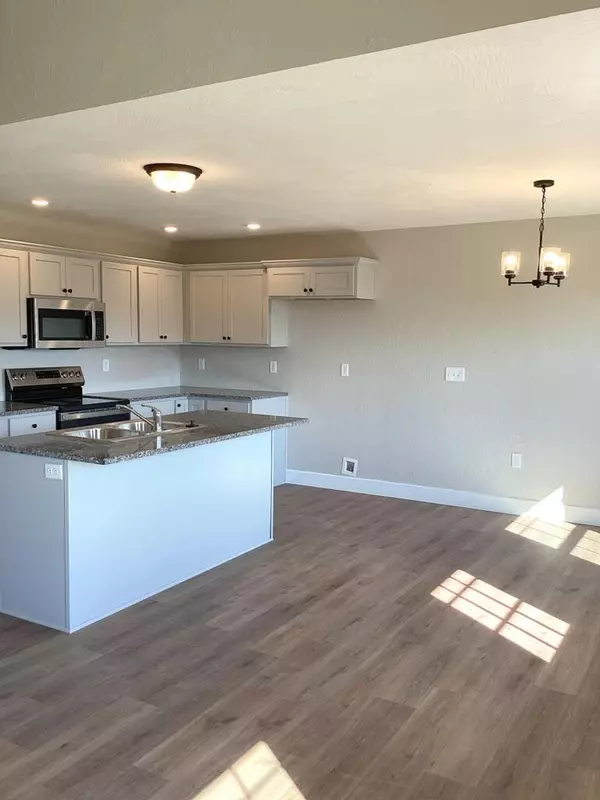 Bolivar, MO 65613,3760 W Riley ST