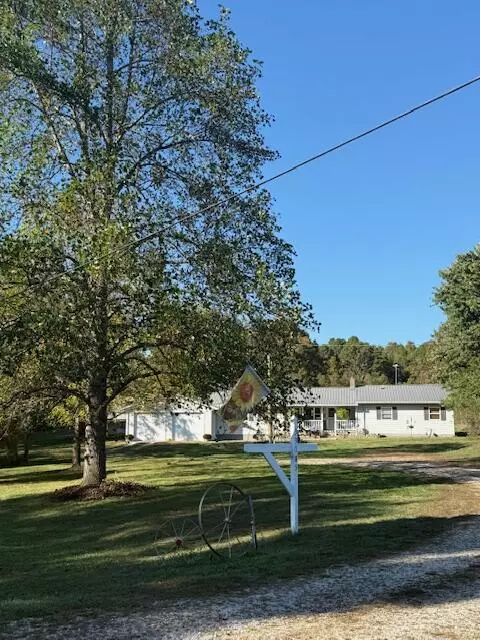 Ava, MO 65608,33085 E State Highway 14