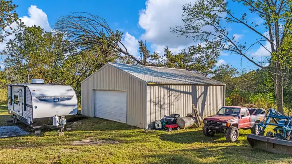 Moody, MO 65777,2782 County Road 7440