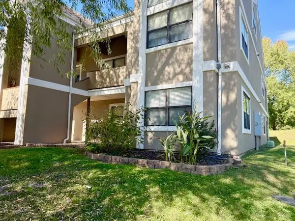 Branson, MO 65616,255 Wimbledon DR #6