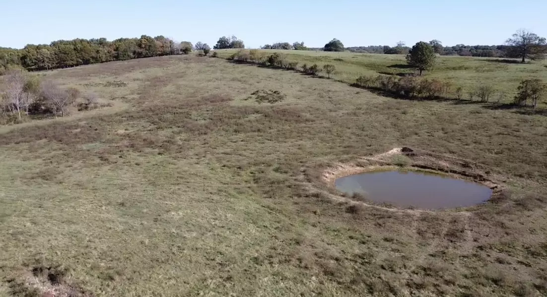 000 76 Highway West, Ava, MO 65608