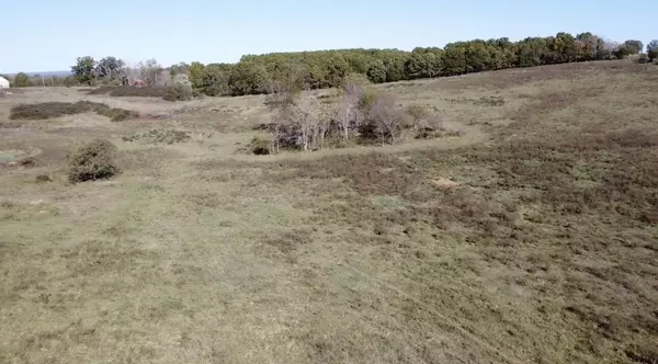 Ava, MO 65608,000 76 Highway West