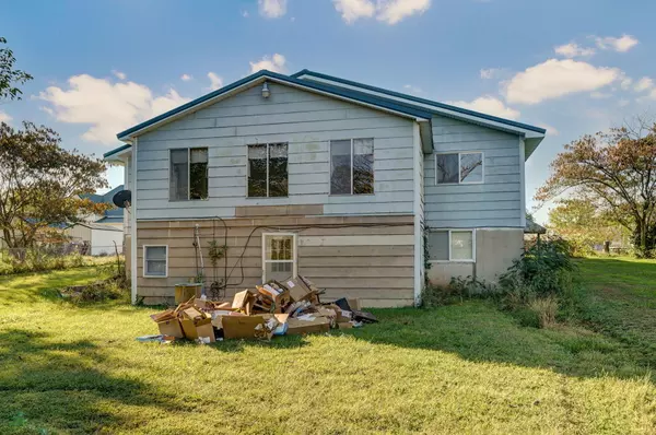 Phillipsburg, MO 65722,120 W Main ST