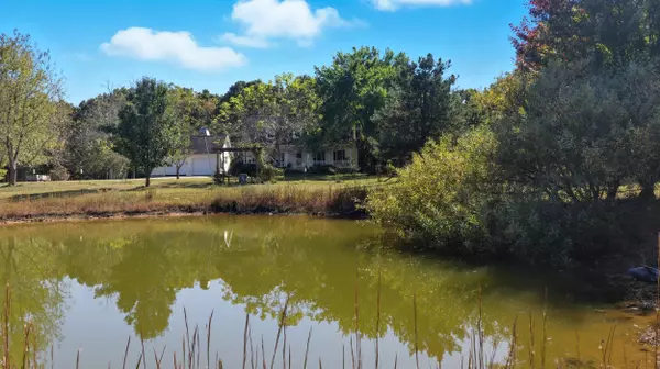 Yukon, MO 65589,5826 Highway 17