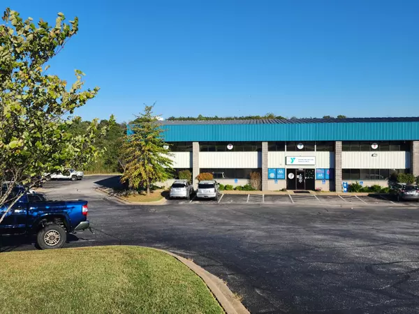 Hollister, MO 65672,175 Industrial Park DR