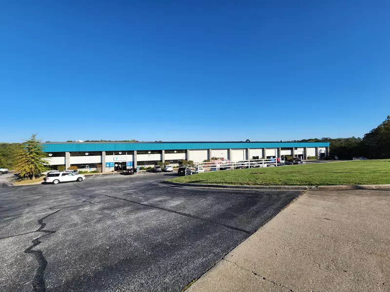 175 Industrial Park DR, Hollister, MO 65672